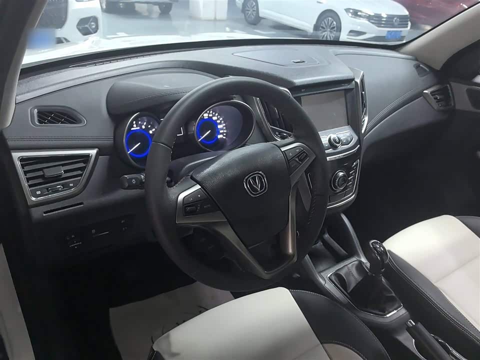 Changan CS35