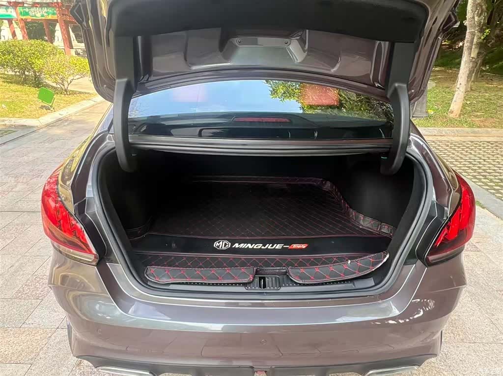 MG MG5, 2022 15