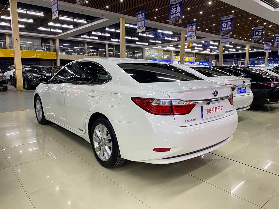 Lexus ES Lexus ES