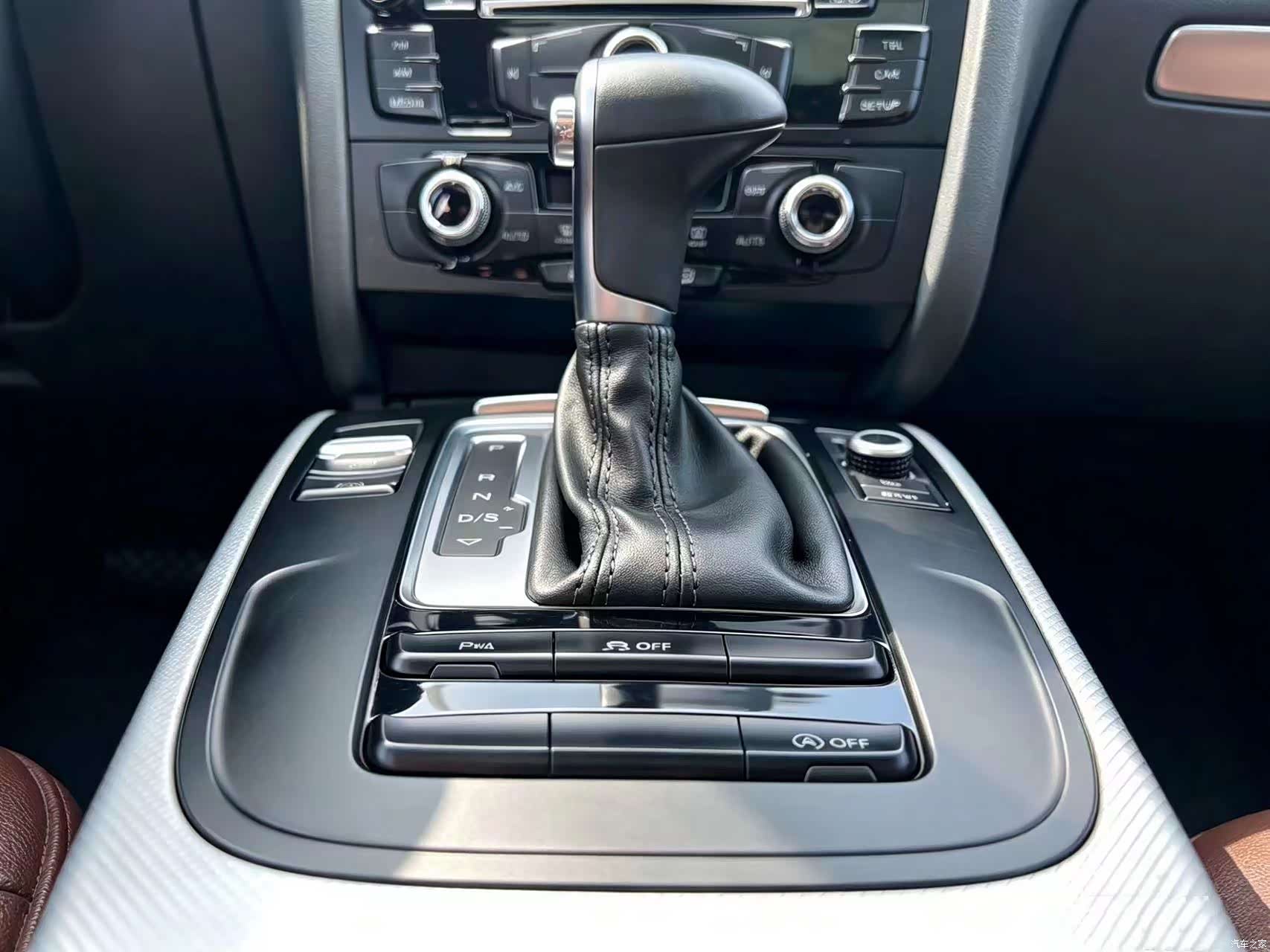 Audi A4L, 2015 14