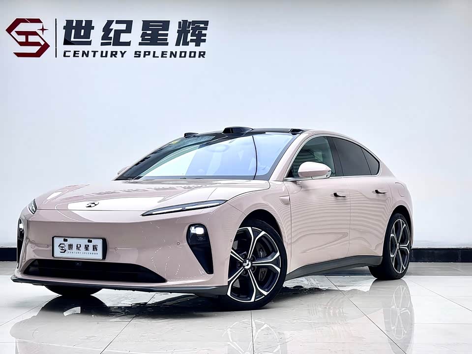 NIO ET5