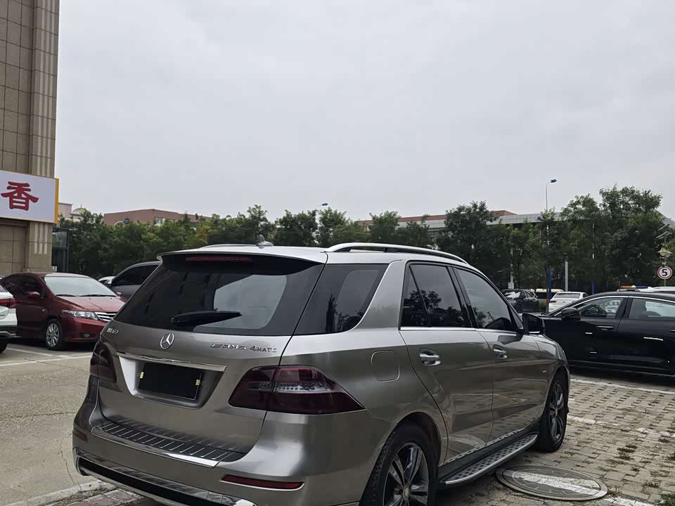 Mercedes-Benz M class