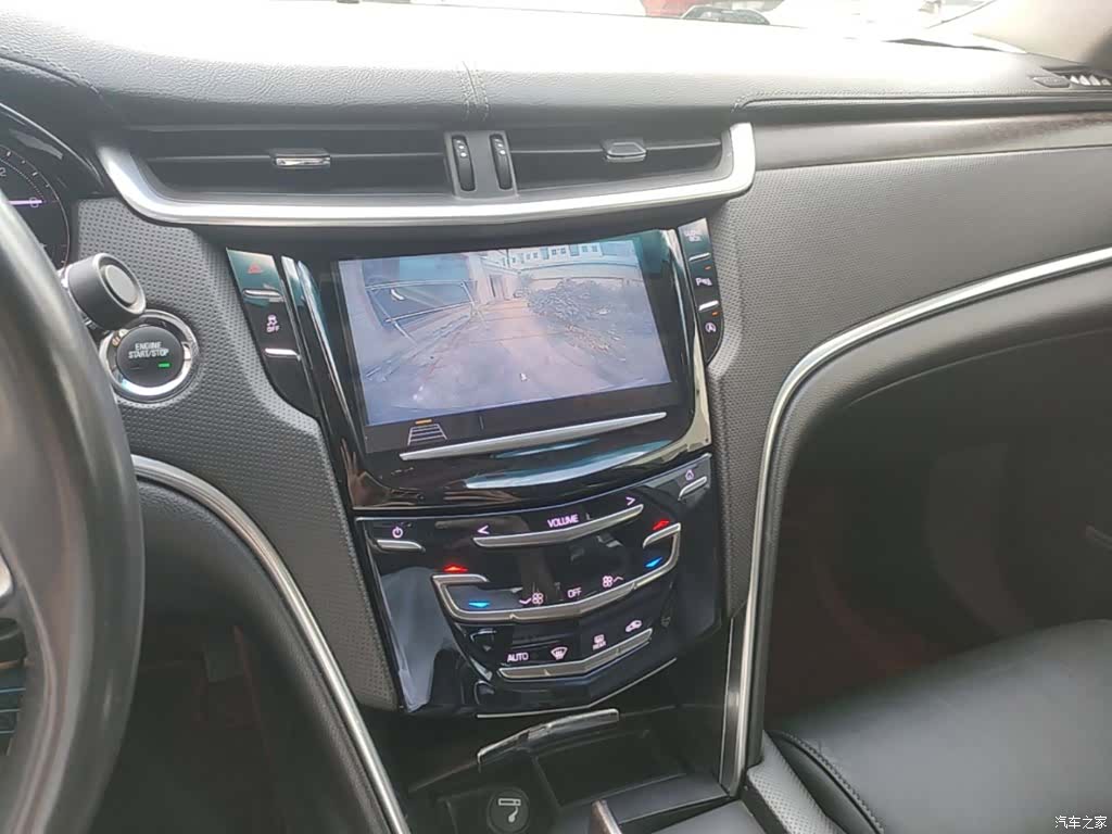Cadillac XTS, 2019 13