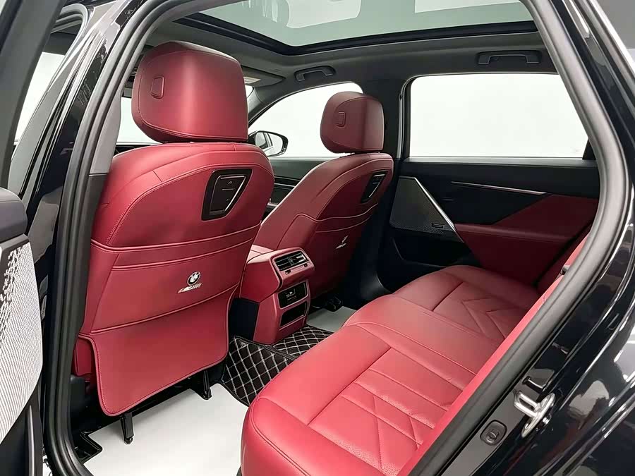 BMW 5 Series 2024, фото 4