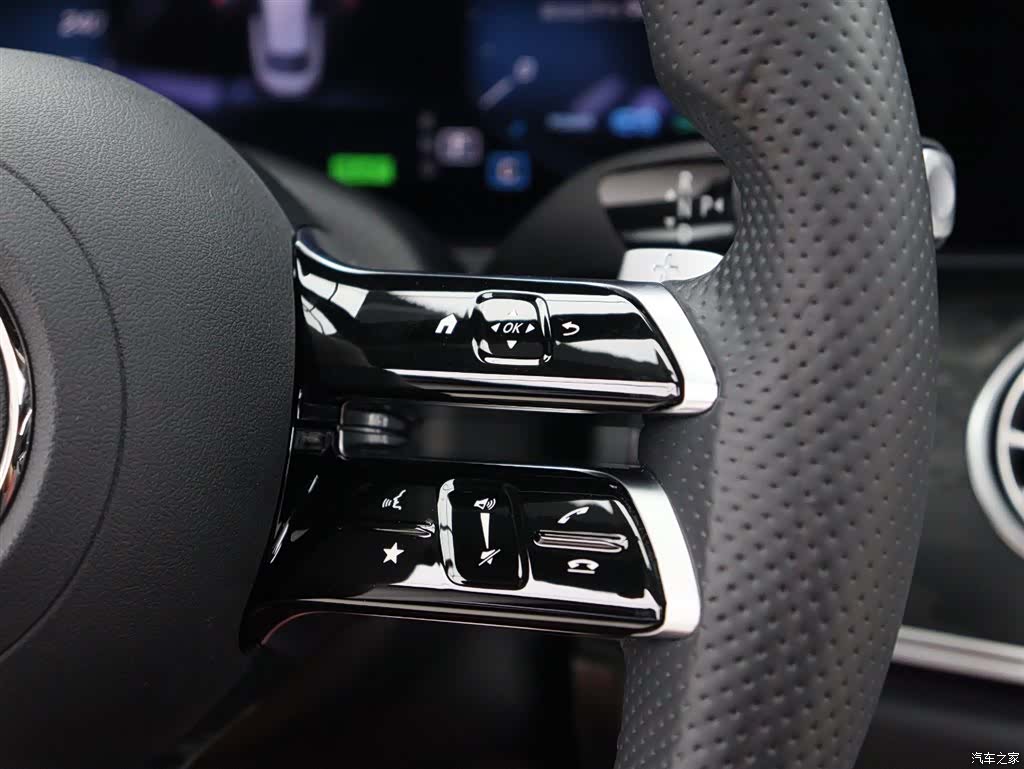 Mercedes-Benz E-Class, 2021 15