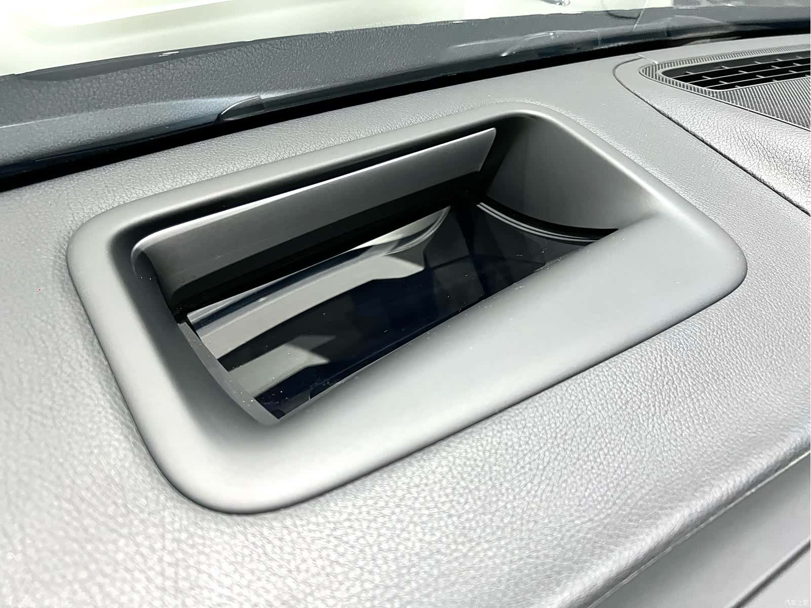 Maybach S-Class, 2024 18