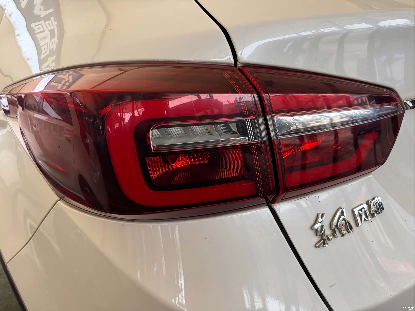 DongFeng AX7, 2018 6