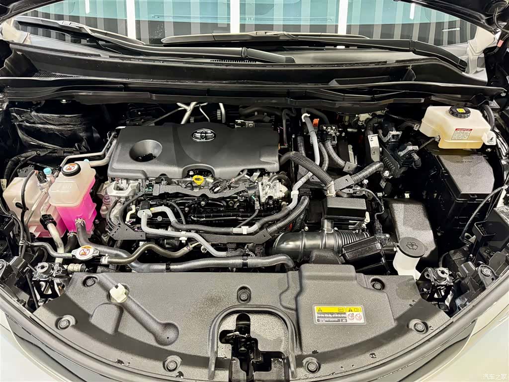 Toyota Sienna, 2023 10
