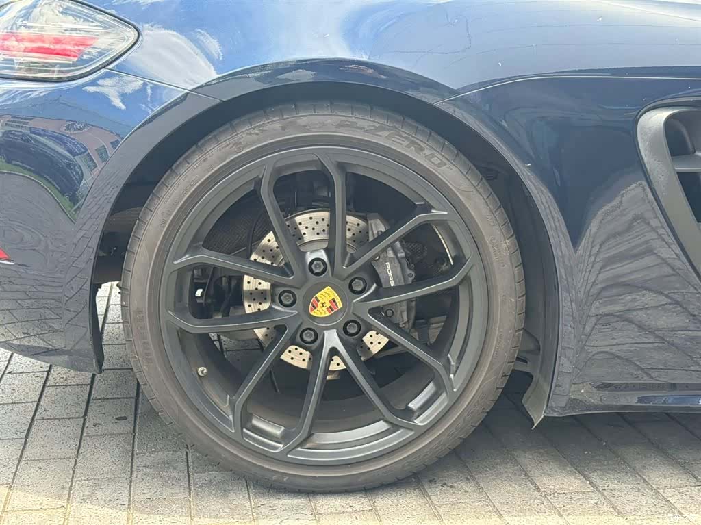 Porsche Cayman, 2020 13