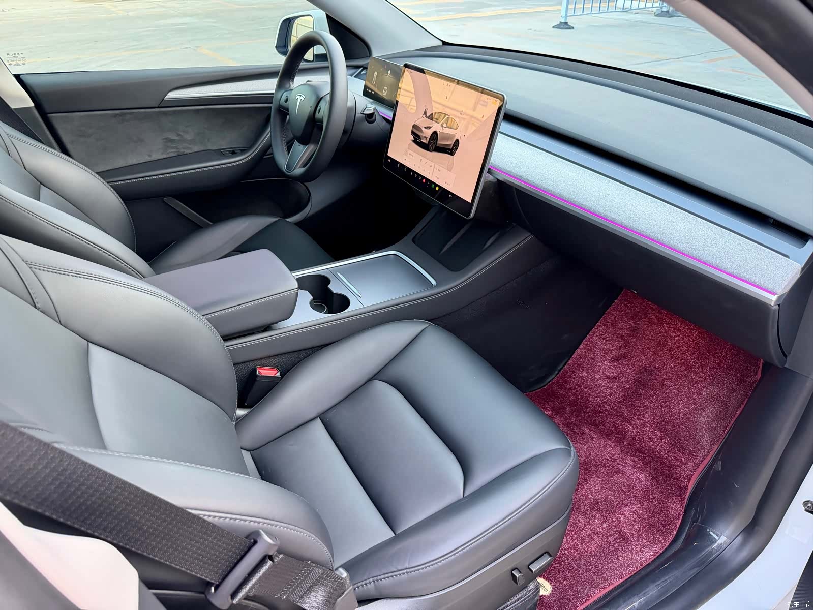 Tesla Model Y, 2023 12
