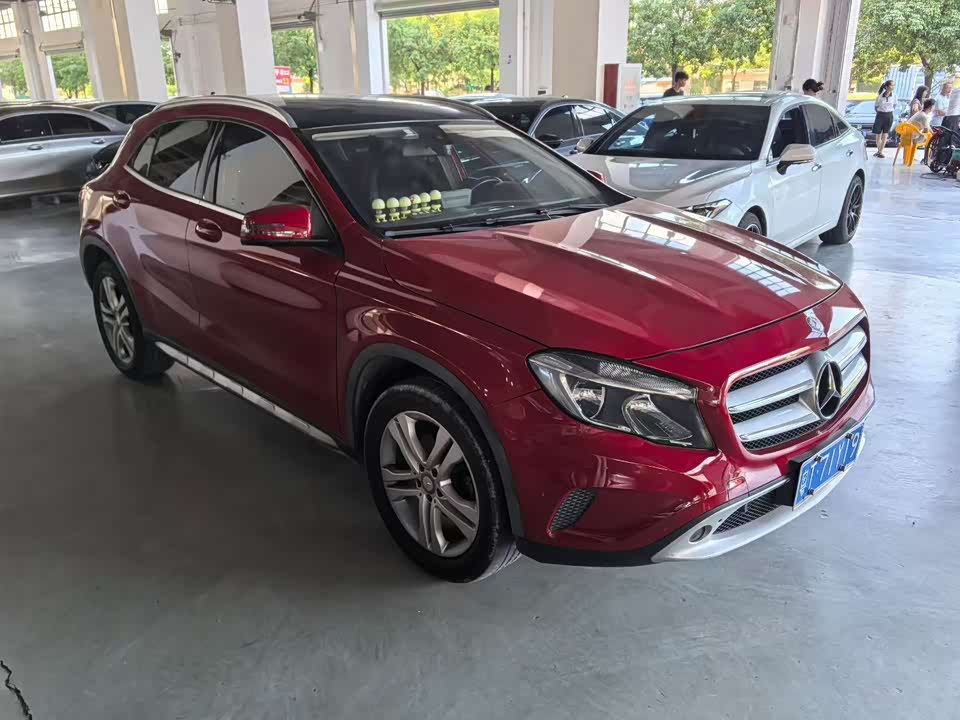 Mercedes-Benz GLA
