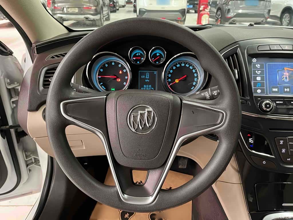 Buick Regal, 2016 10