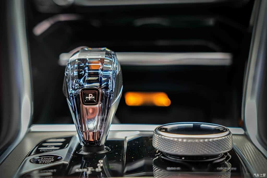 BMW 8 Series, 2021 16