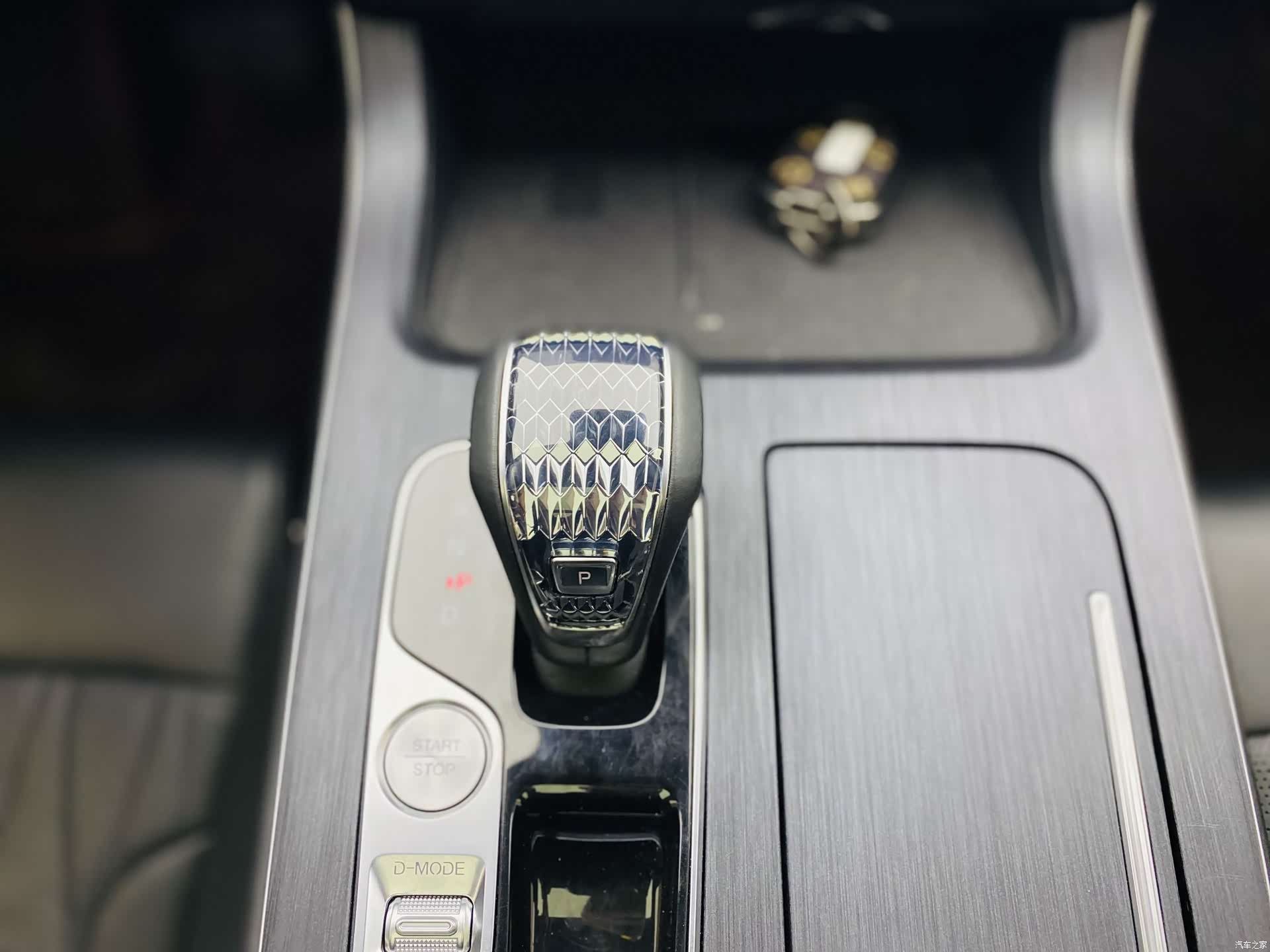 Trumpchi GS8, 2024 11