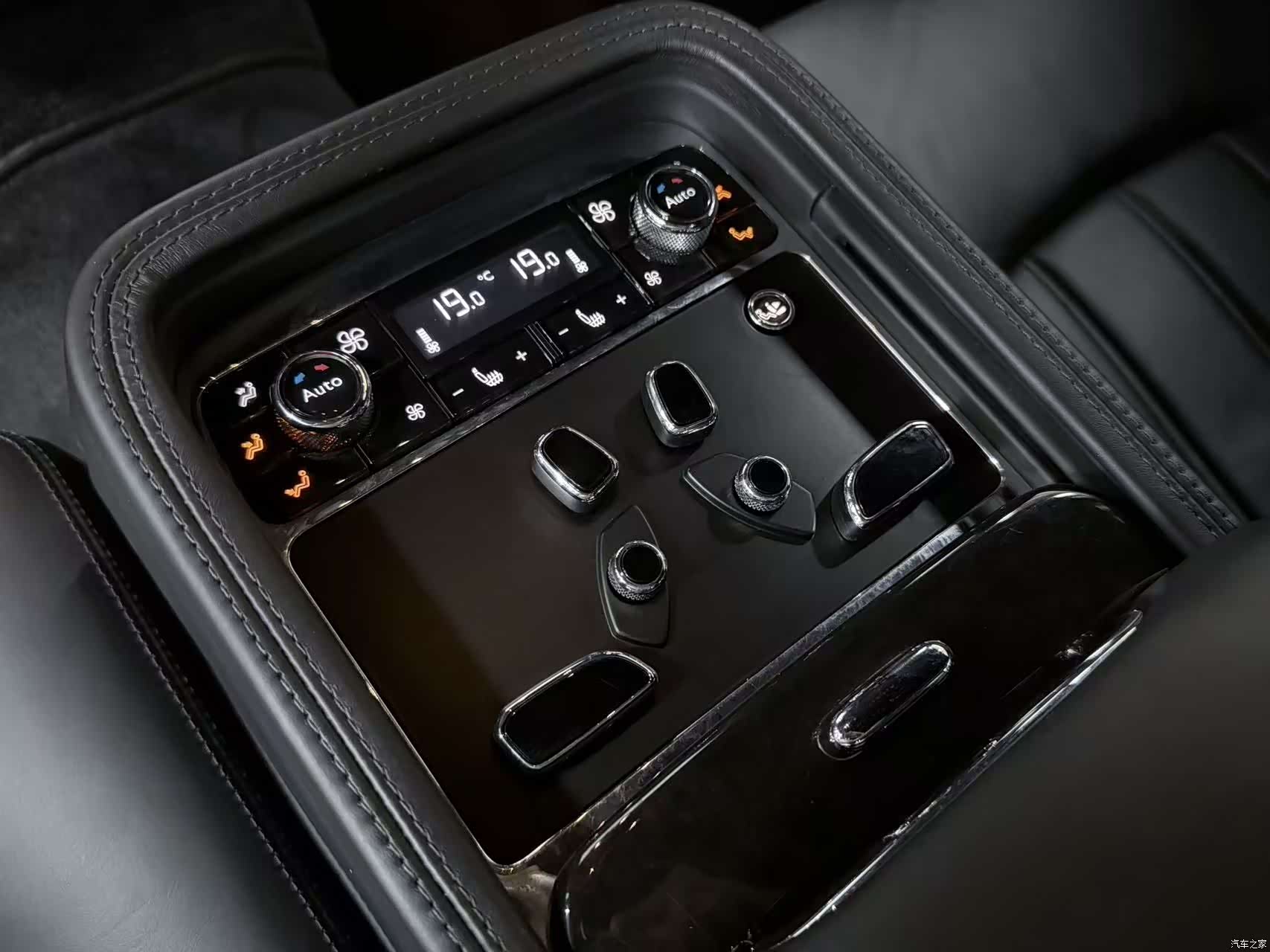 Bentley Mulsanne, 2015 16