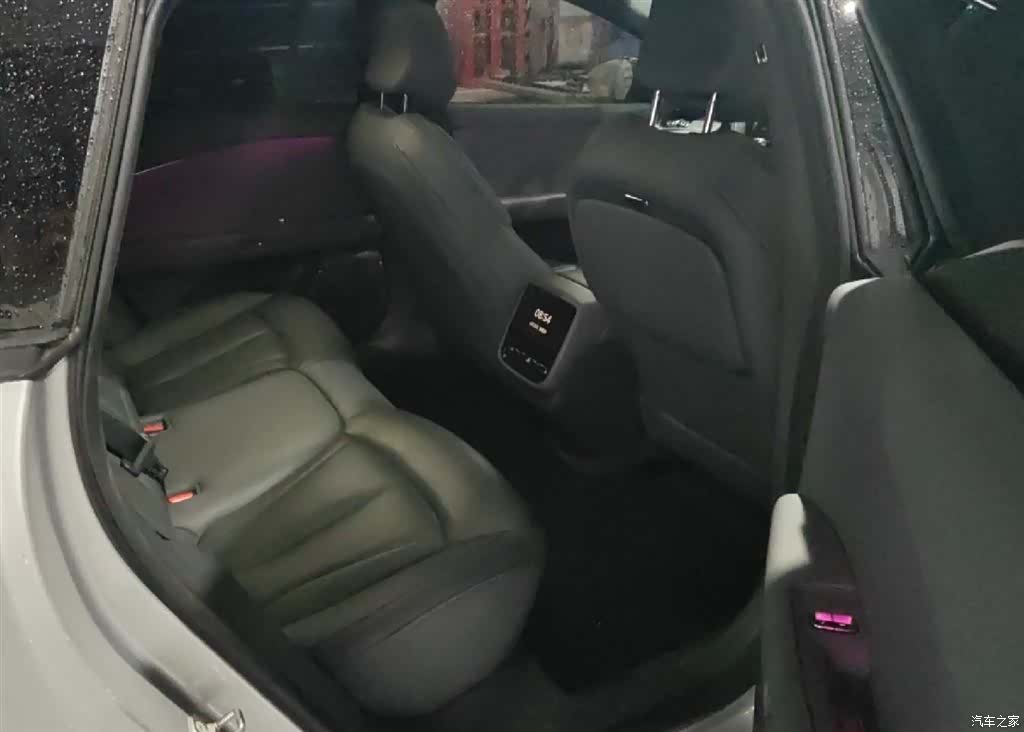Xpeng P7, 2025 8