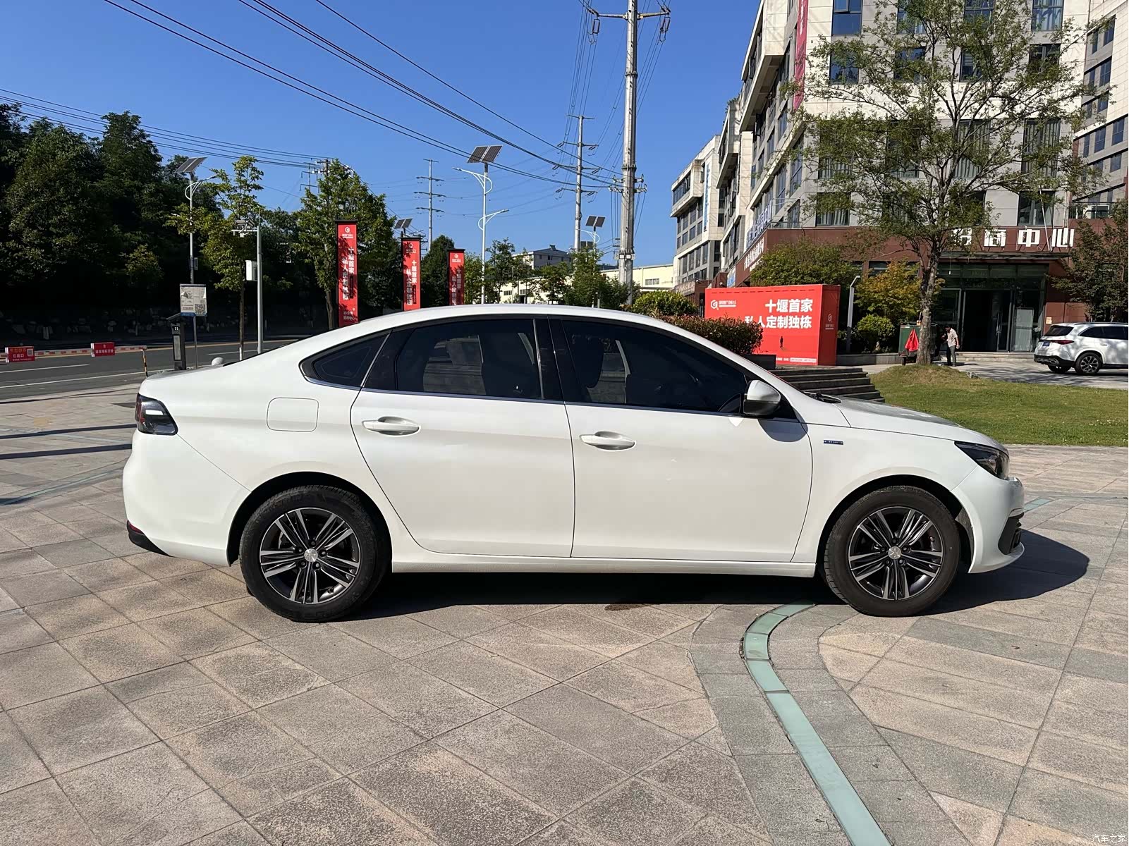 Peugeot 308, 2019 14