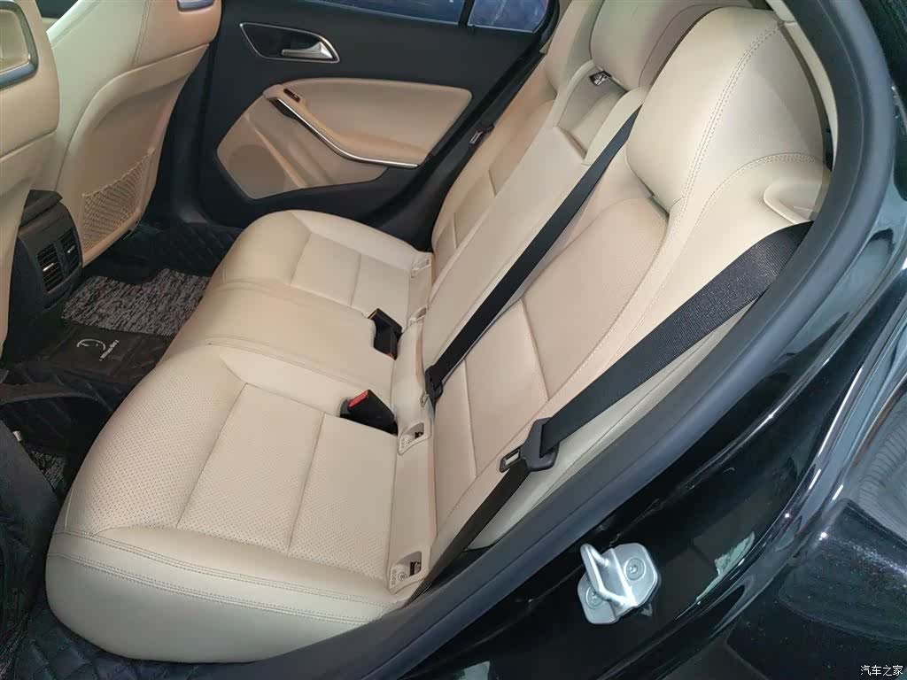 Mercedes-Benz GLA, 2017 17