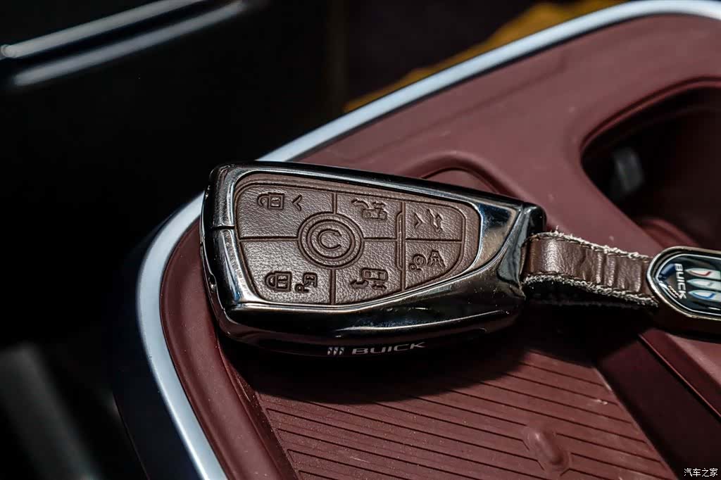 Buick Century, 2025 19