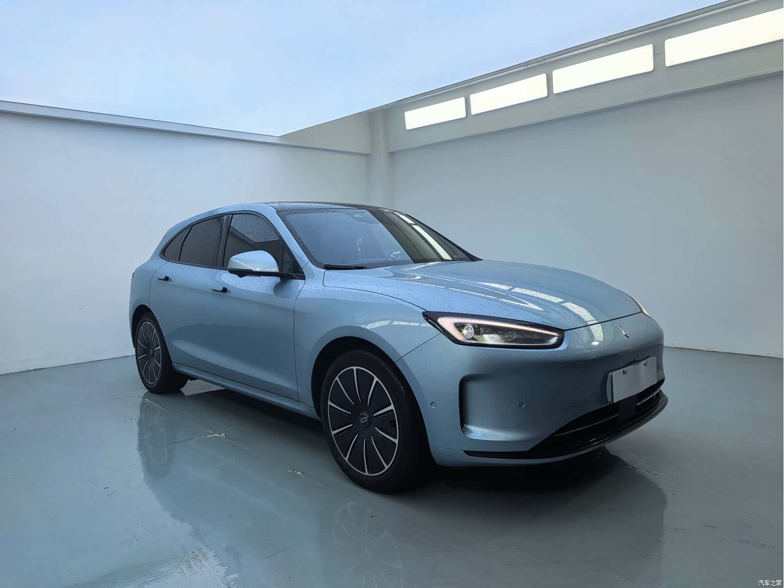 AITO M5, 2022 1