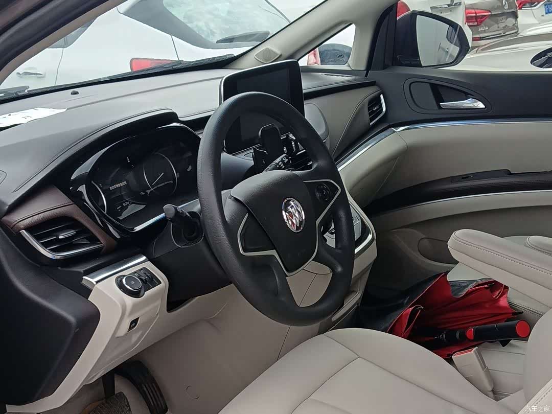 Buick GL8, 2023 9