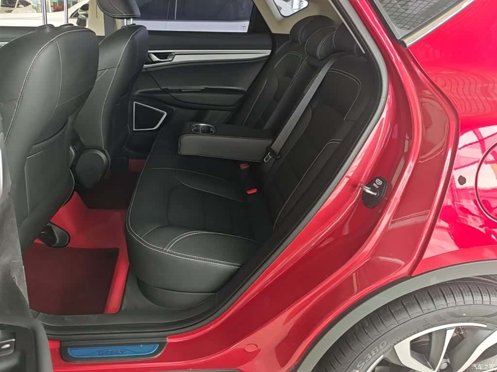 Geely Emgrand, 2019 17