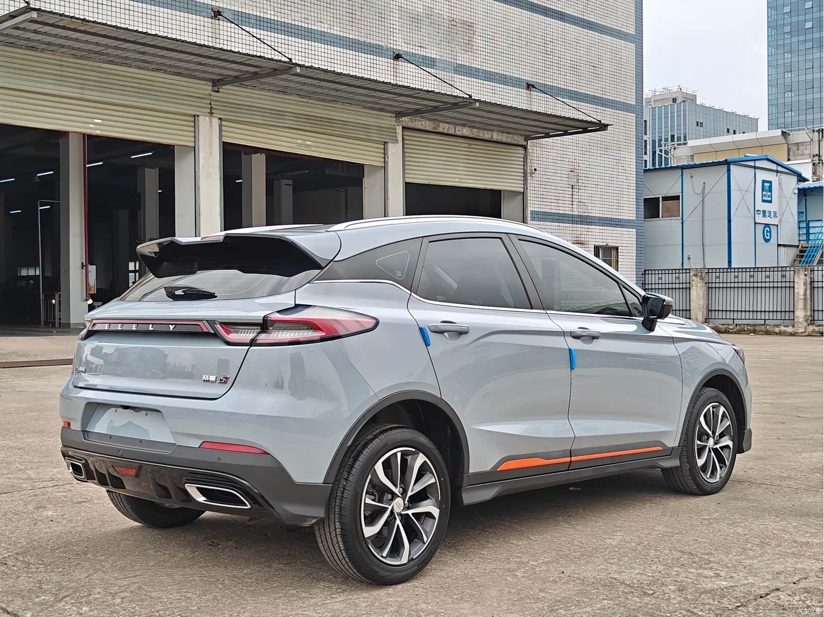 Geely Emgrand, 2022 7