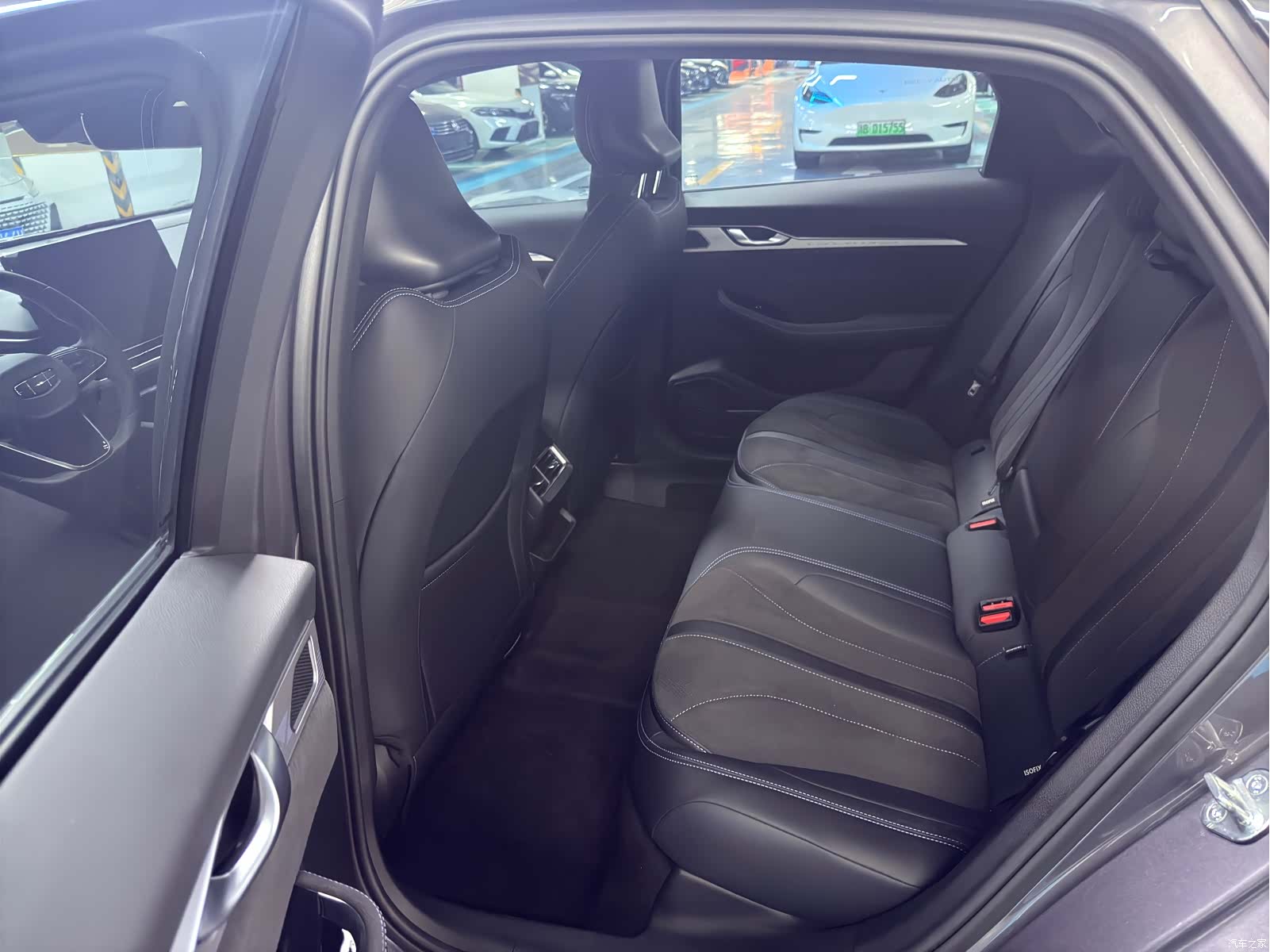 Geely Preface, 2025 11