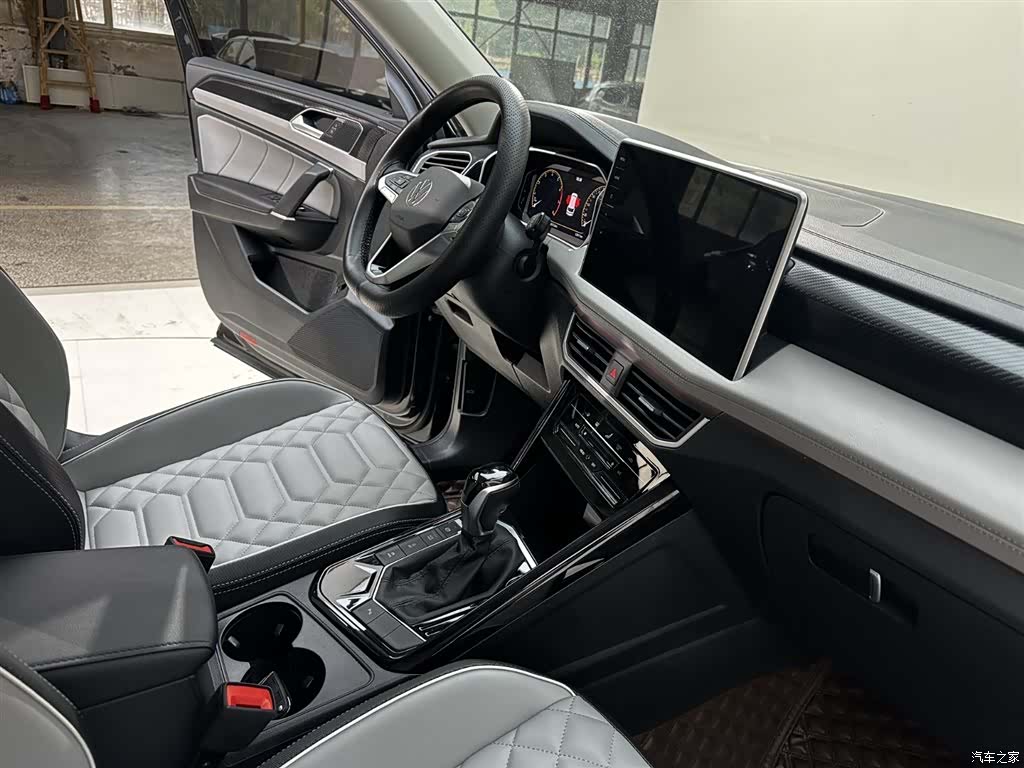 Volkswagen Tayron, 2022 10