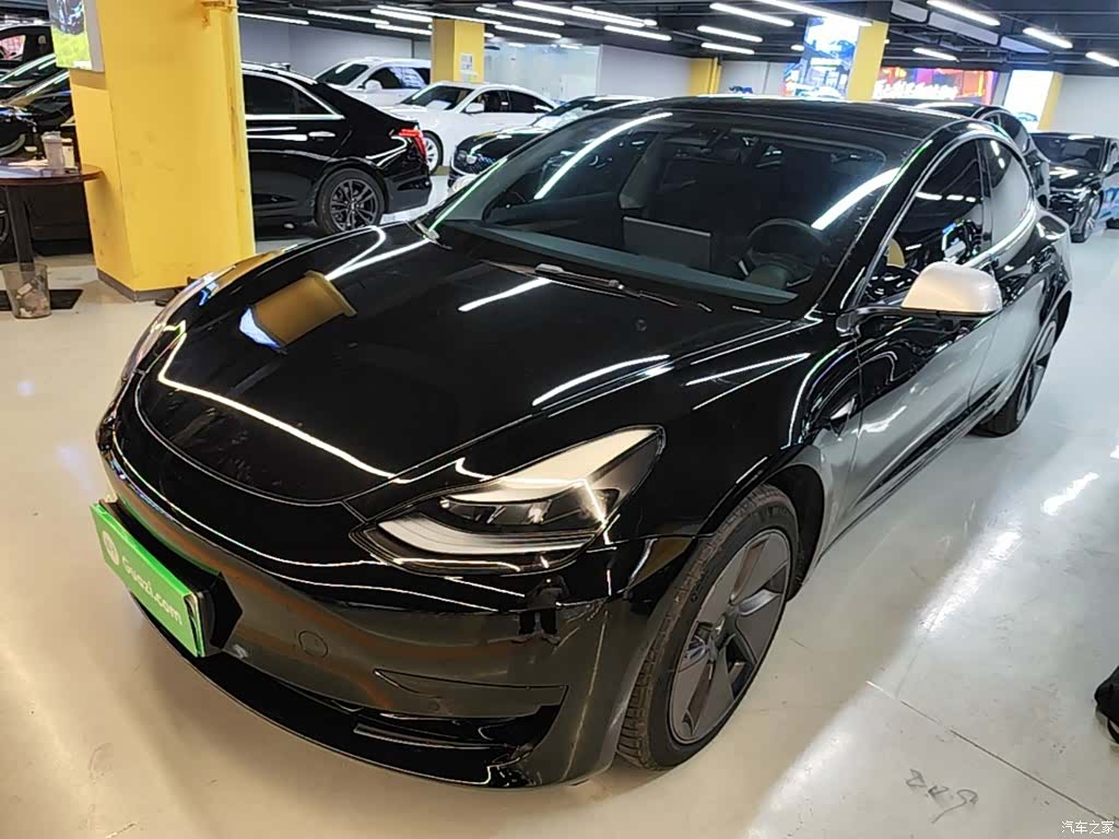 Tesla Model 3, 2023 1