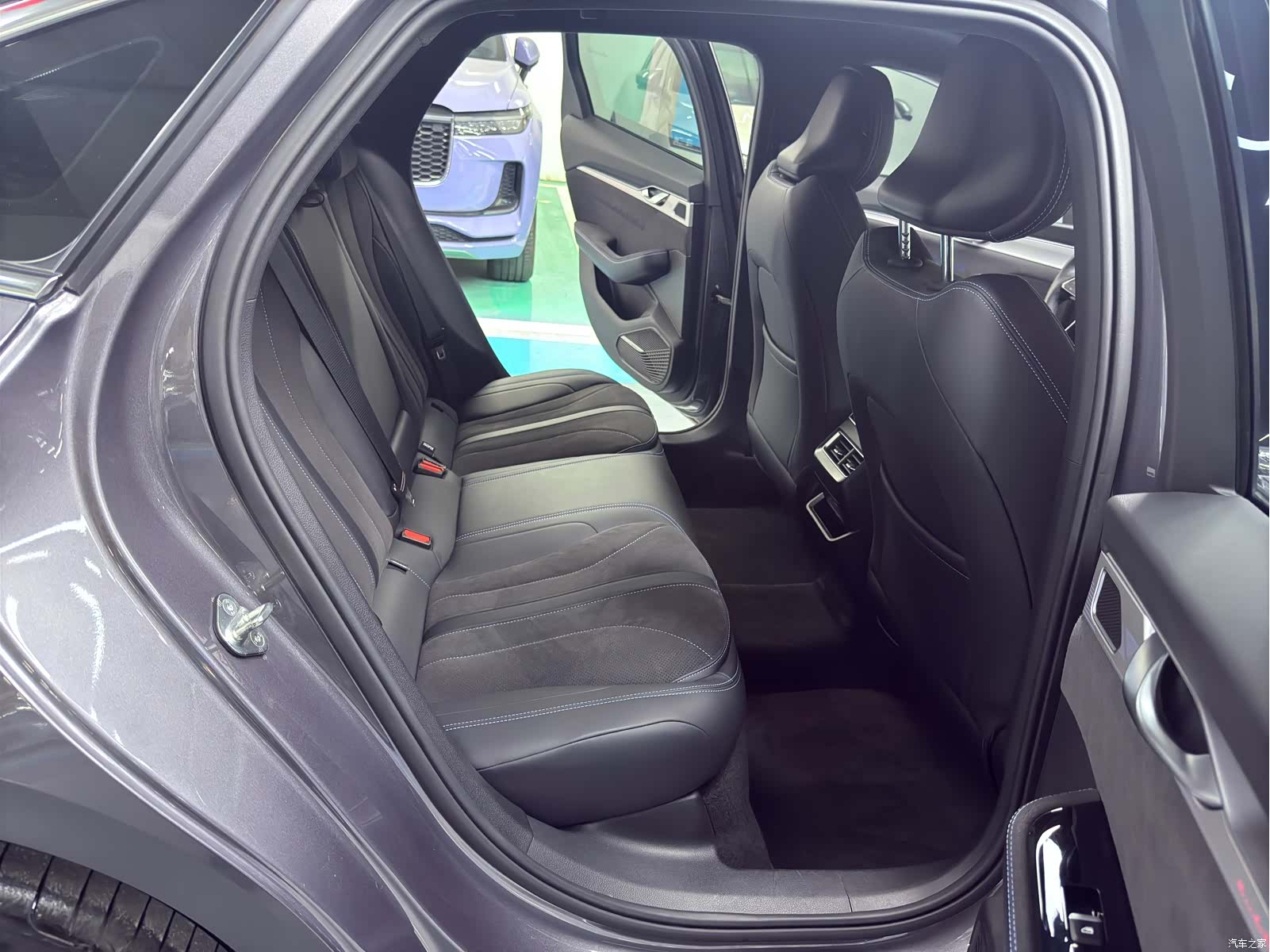 Geely Preface, 2025 10