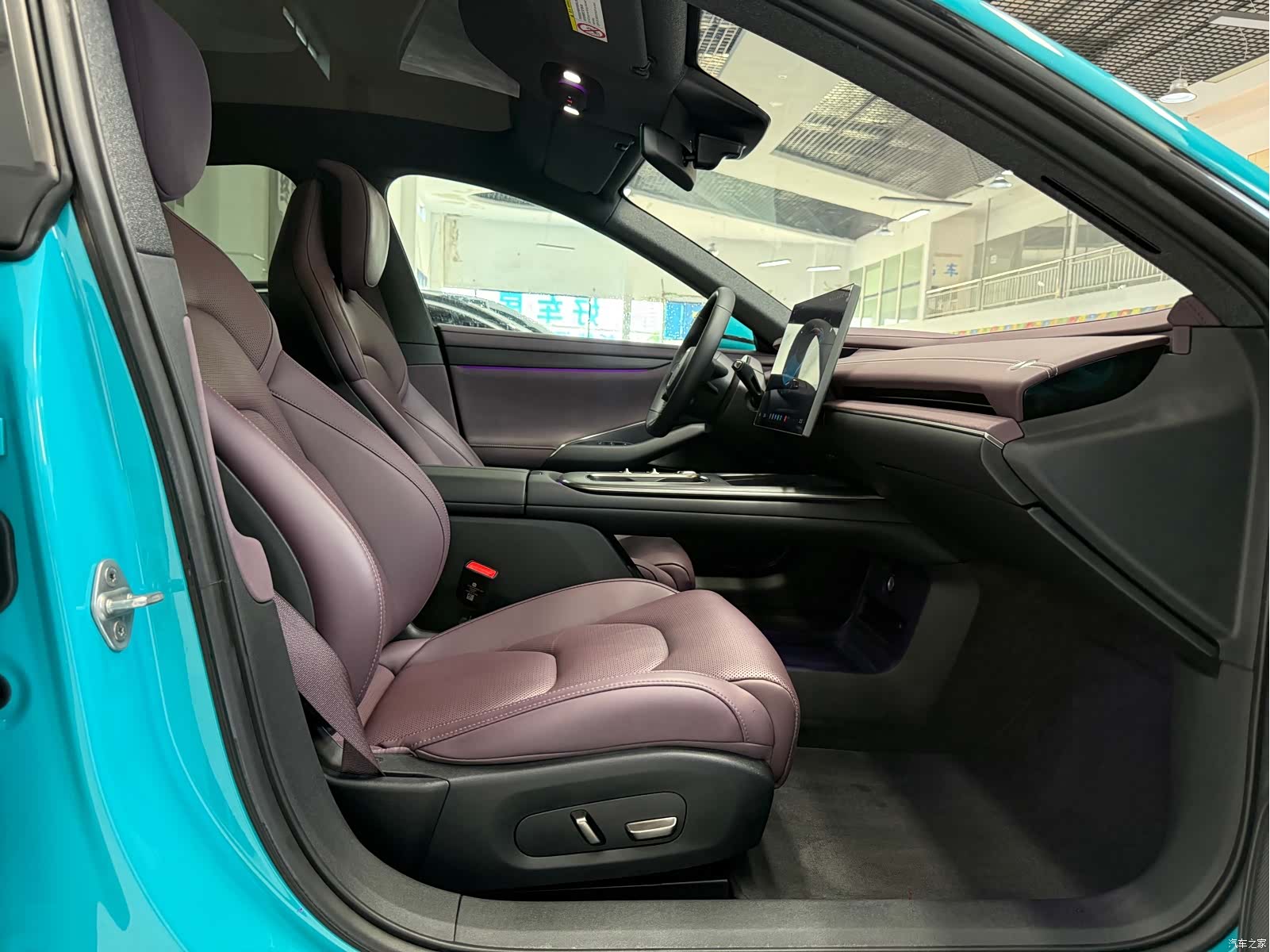 Xiaomi SU7, 2025 9
