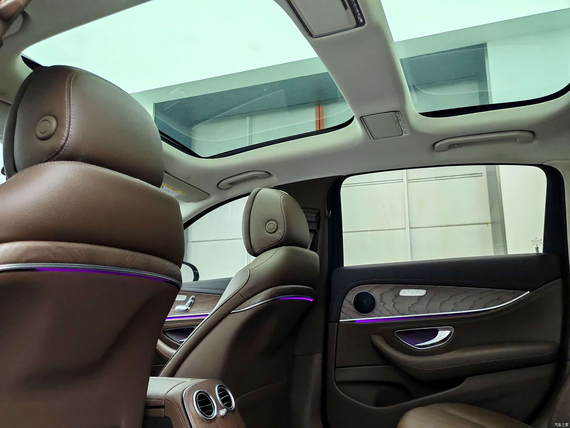 Mercedes-Benz E-Class, 2022 8