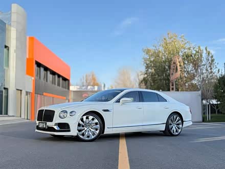 �������ַɳ� 2024�� 4.0T V8 ��׼��