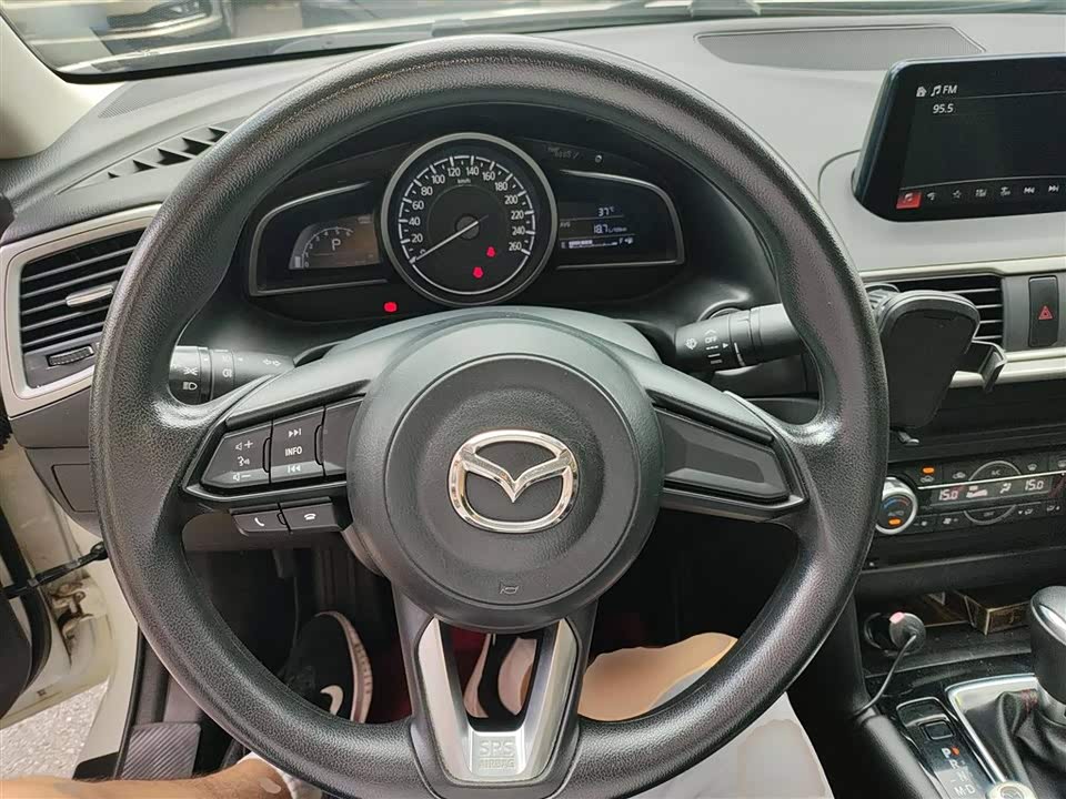 Mazda 3 Angkesaila Mazda 3 Angkesaila