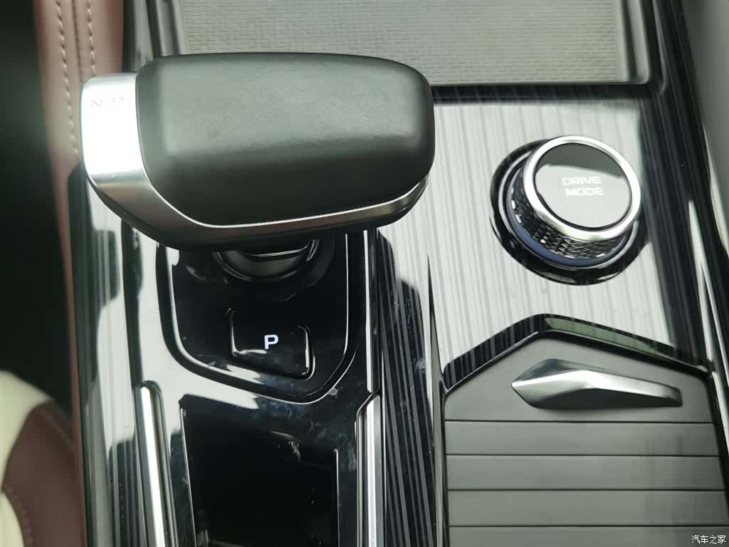 Geely Xingyue L, 2022 13