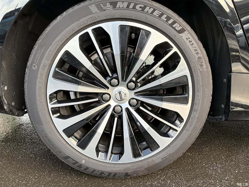 Volvo S90, 2025 18