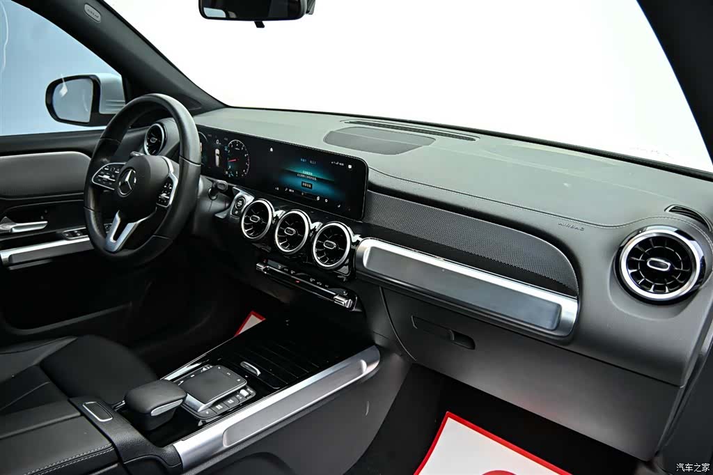 Mercedes-Benz GLB, 2022 14