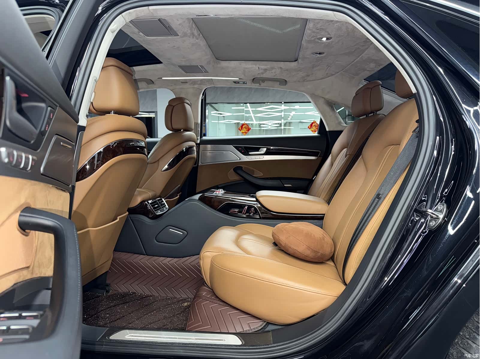 Audi A8L, 2015 6