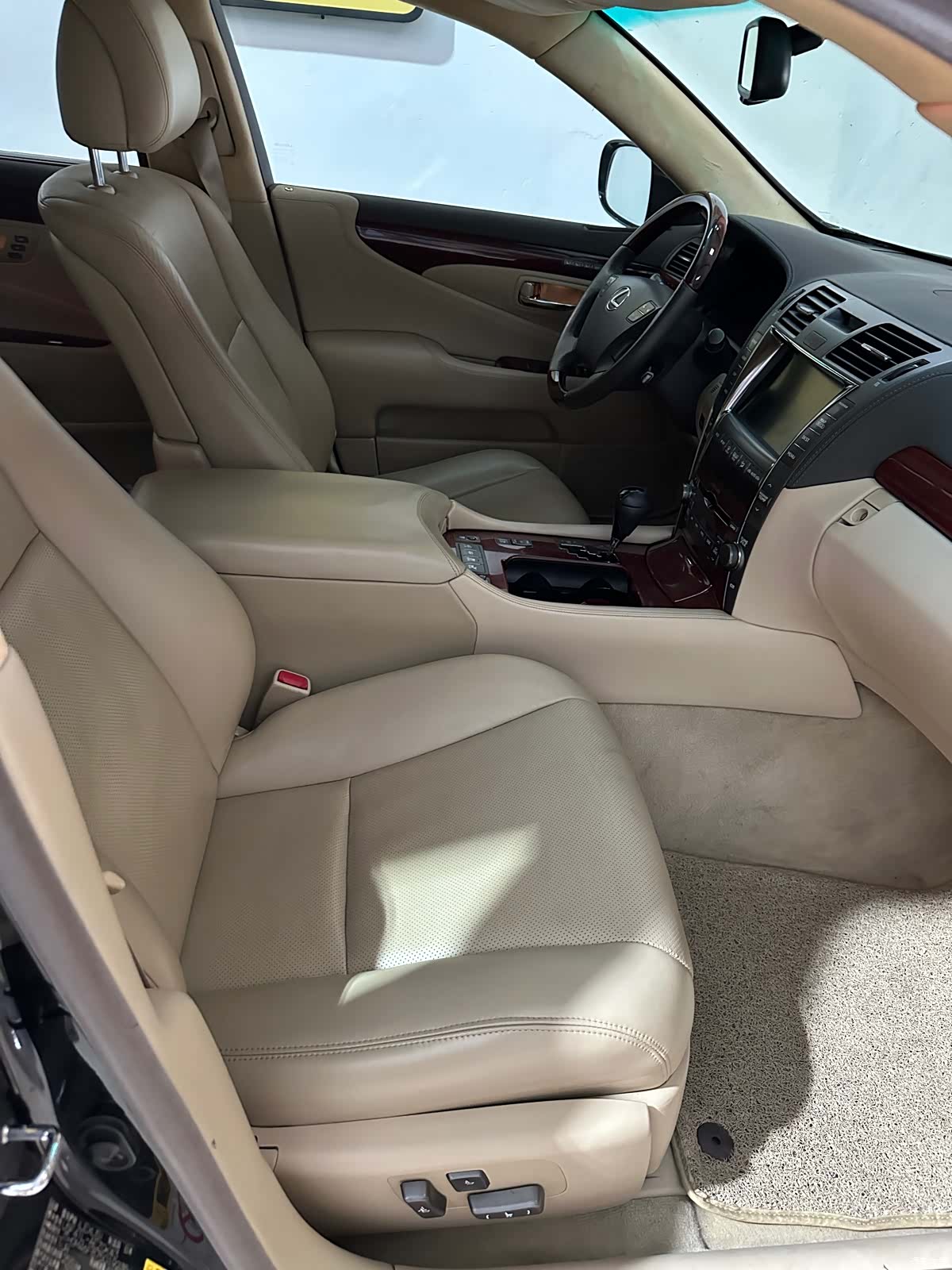 Lexus LS, 2007 8