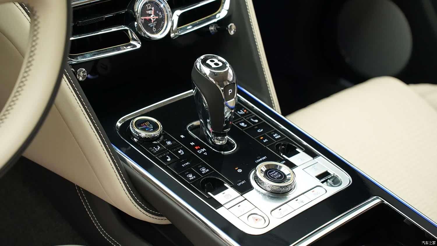 Bentley Flying Spur, 2024 26