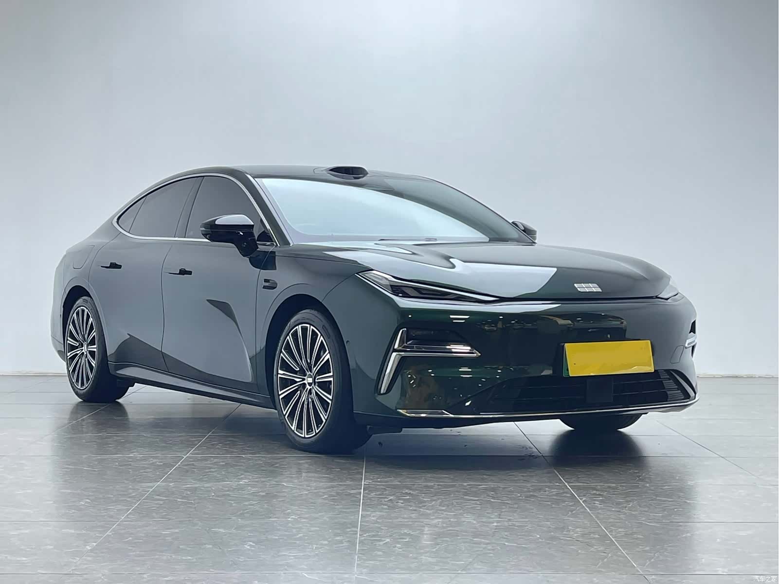 Geely 8, 2025 20
