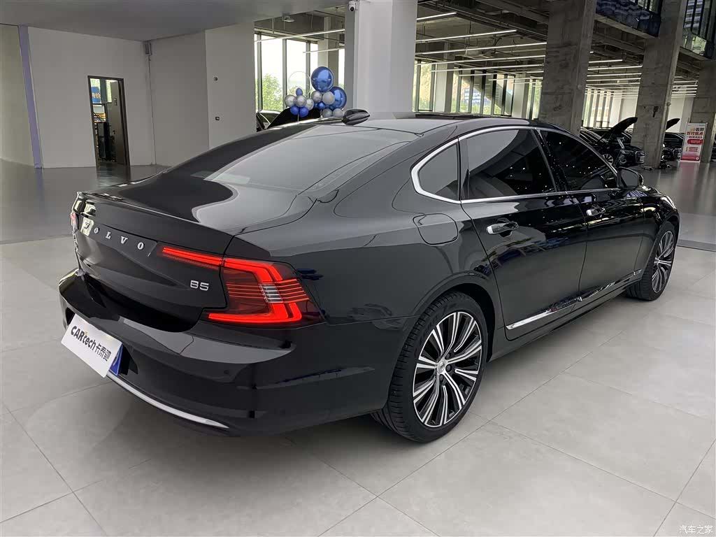 Volvo S90, 2022 33