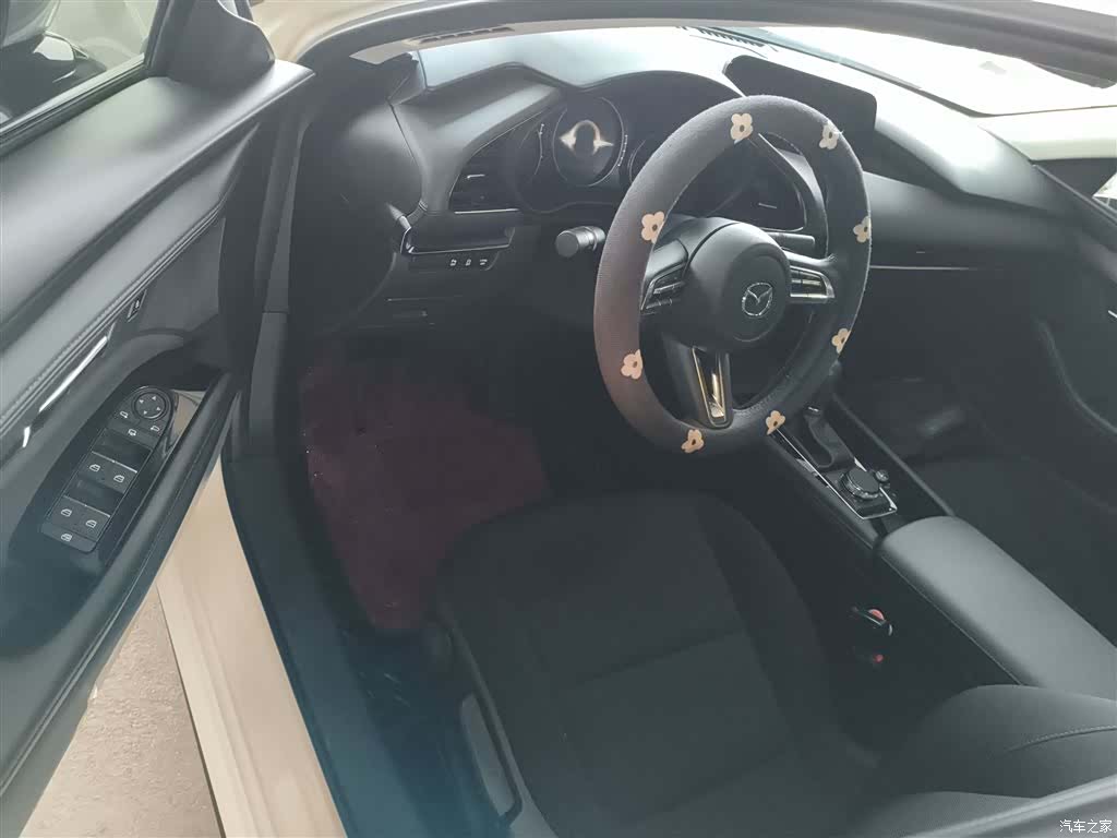 Mazda Mazda3, 2024 16