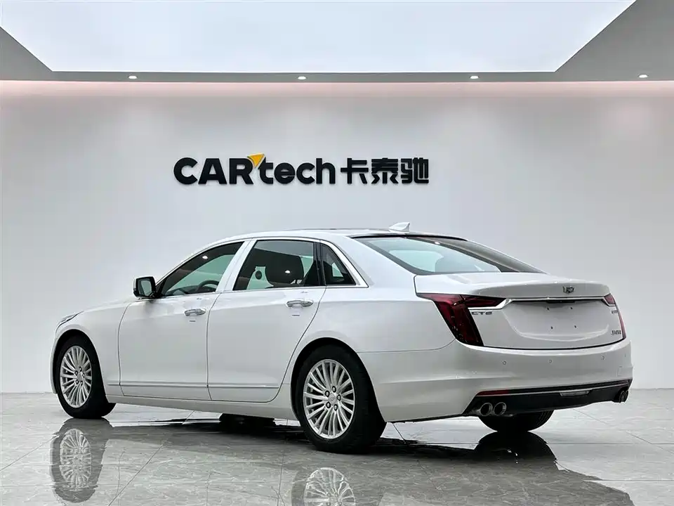 Cadillac CT6