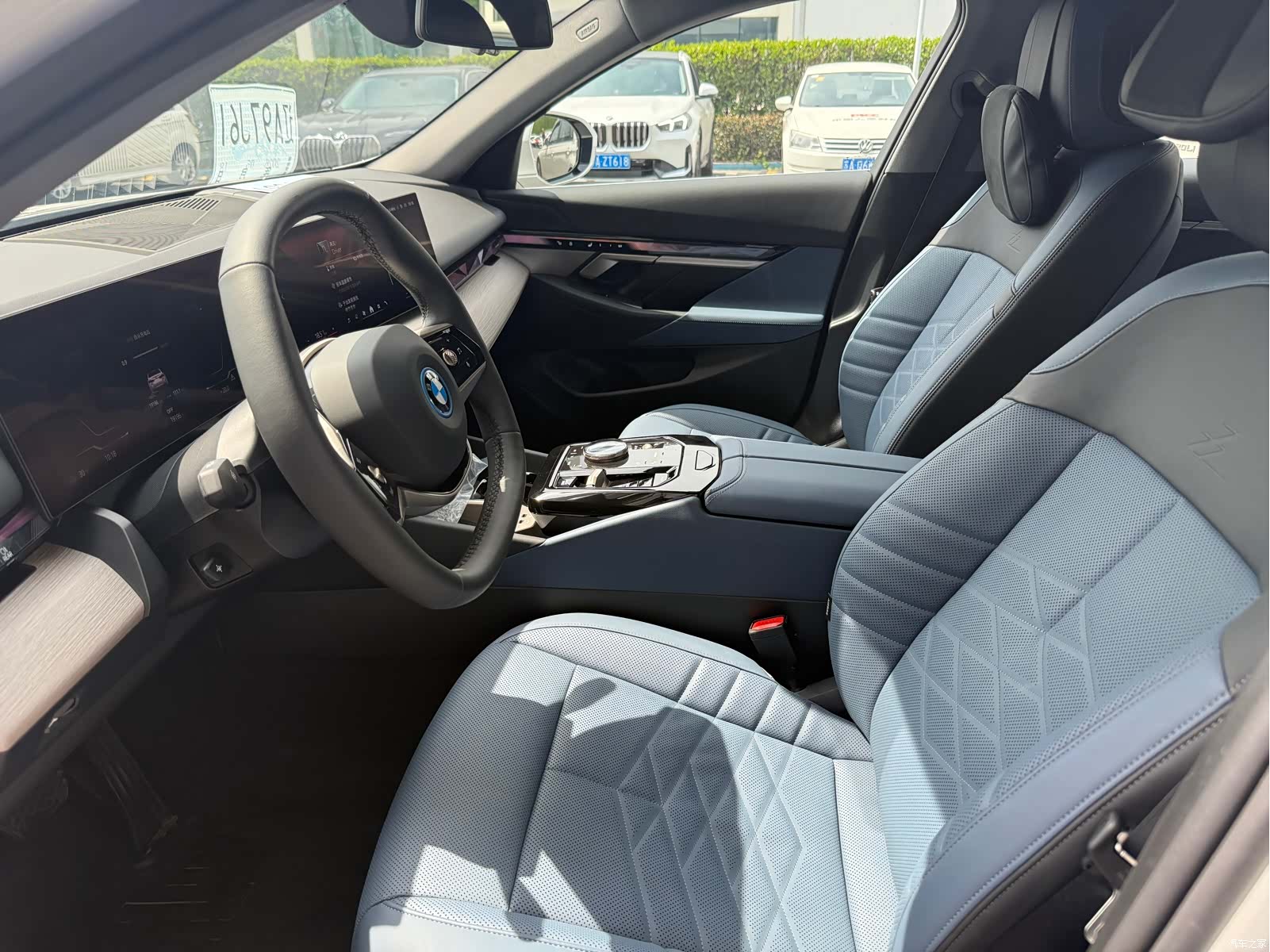 BMW i5, 2025 6