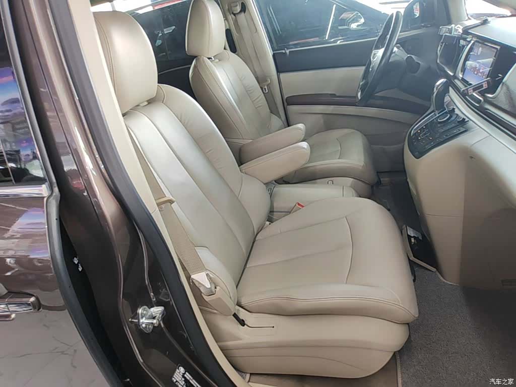 Buick GL8, 2016 25