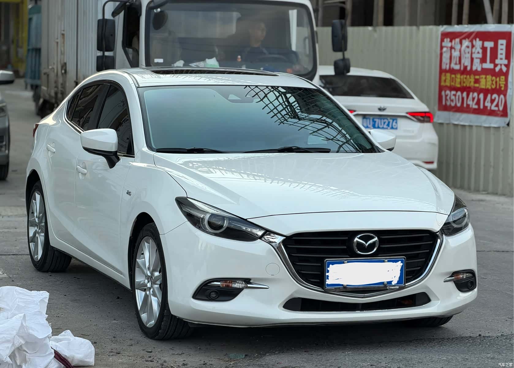 Mazda Mazda3, 2018 3