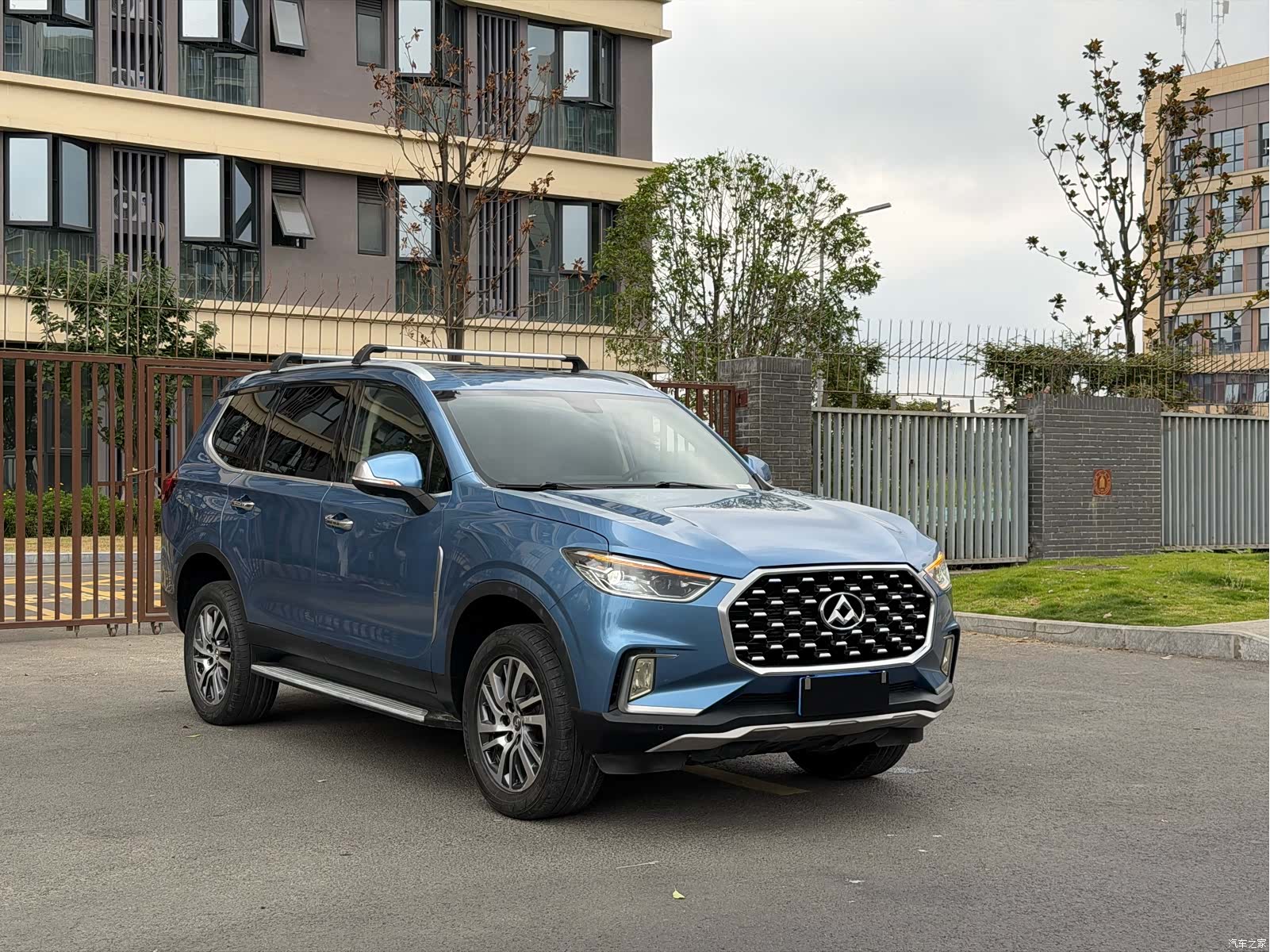 Maxus D90, 2018 3