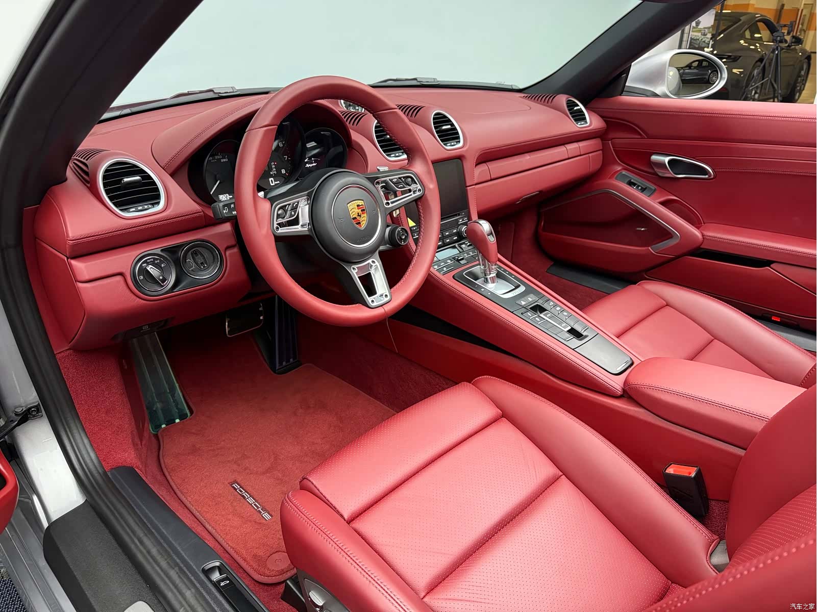 Porsche 718, 2023 12